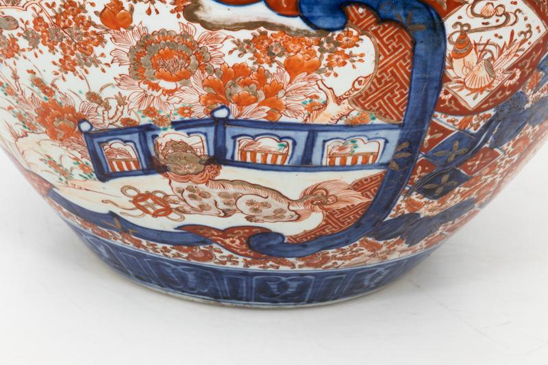 19th Century Imari Cache Pot